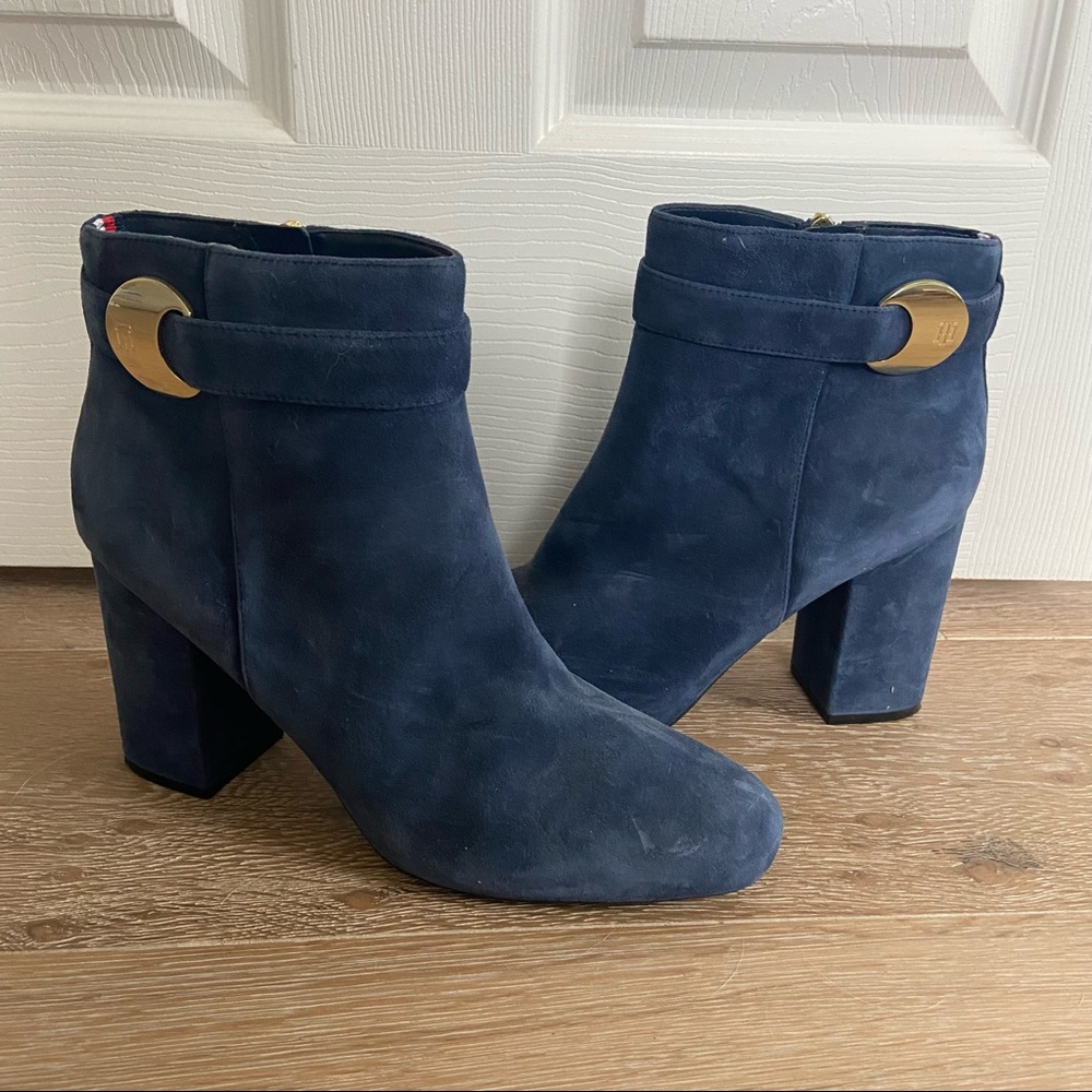 Calvin Klein booties - Picture 3 of 6